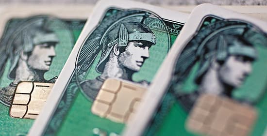 學生信用卡比較2025丨交學費、交通、消費回贈一覽！哪張信用卡更適合大學生申請？